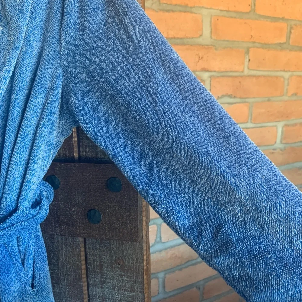 Arizona Jean Co. blue kid’s shark robe size large 14 - 16 unisex ocean beach 🦈